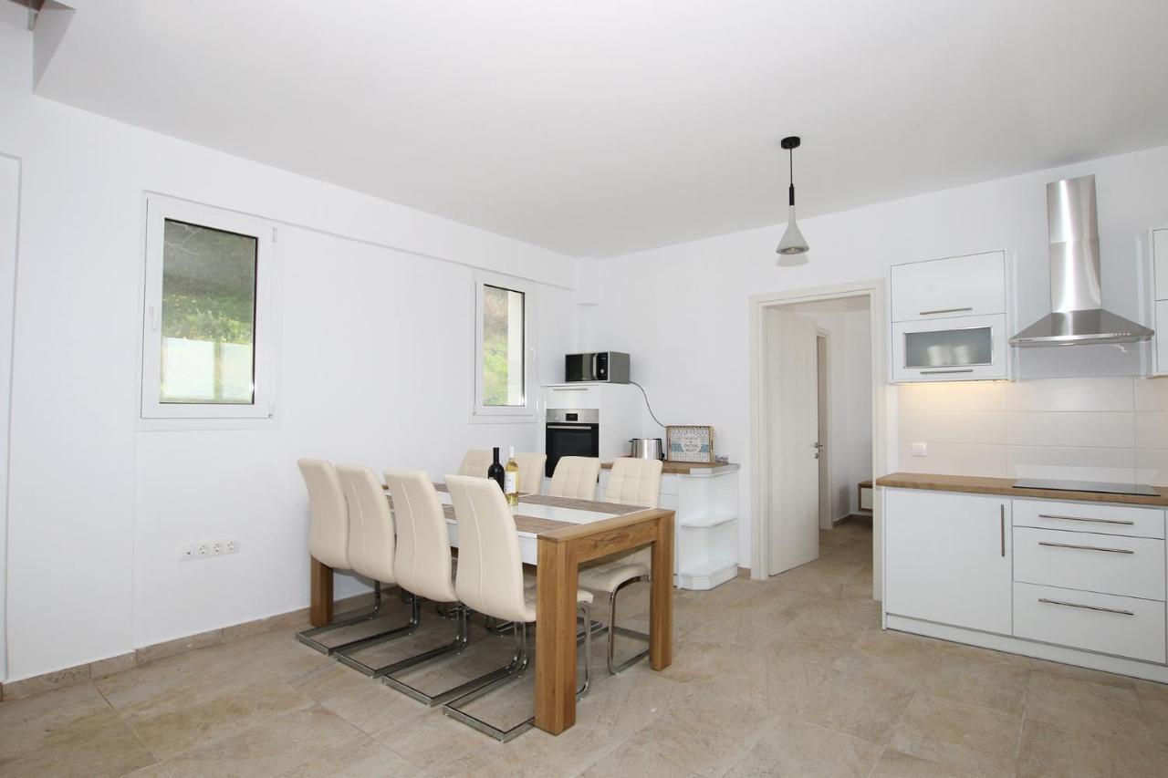 Sunset Sea View Villa 5 Арилас Екстериор снимка