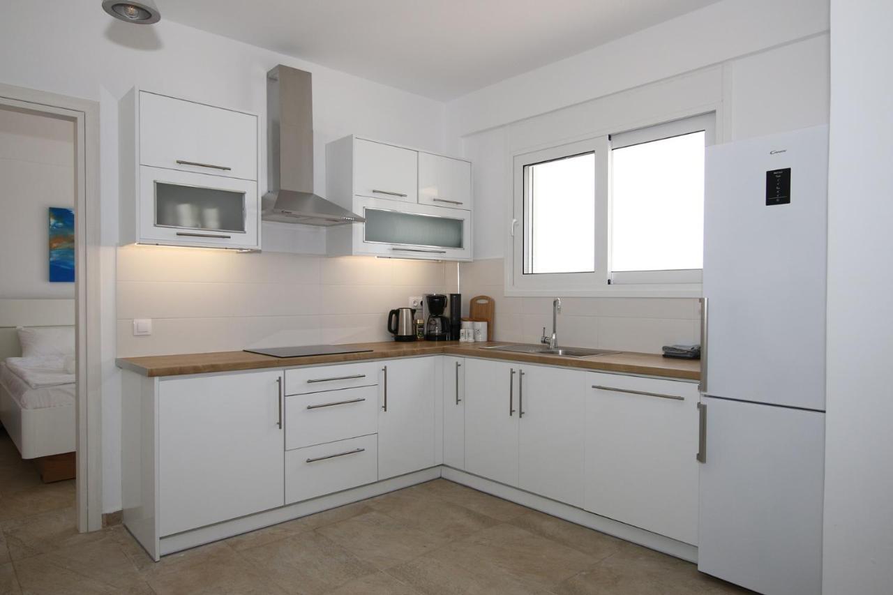 Sunset Sea View Villa 5 Арилас Екстериор снимка