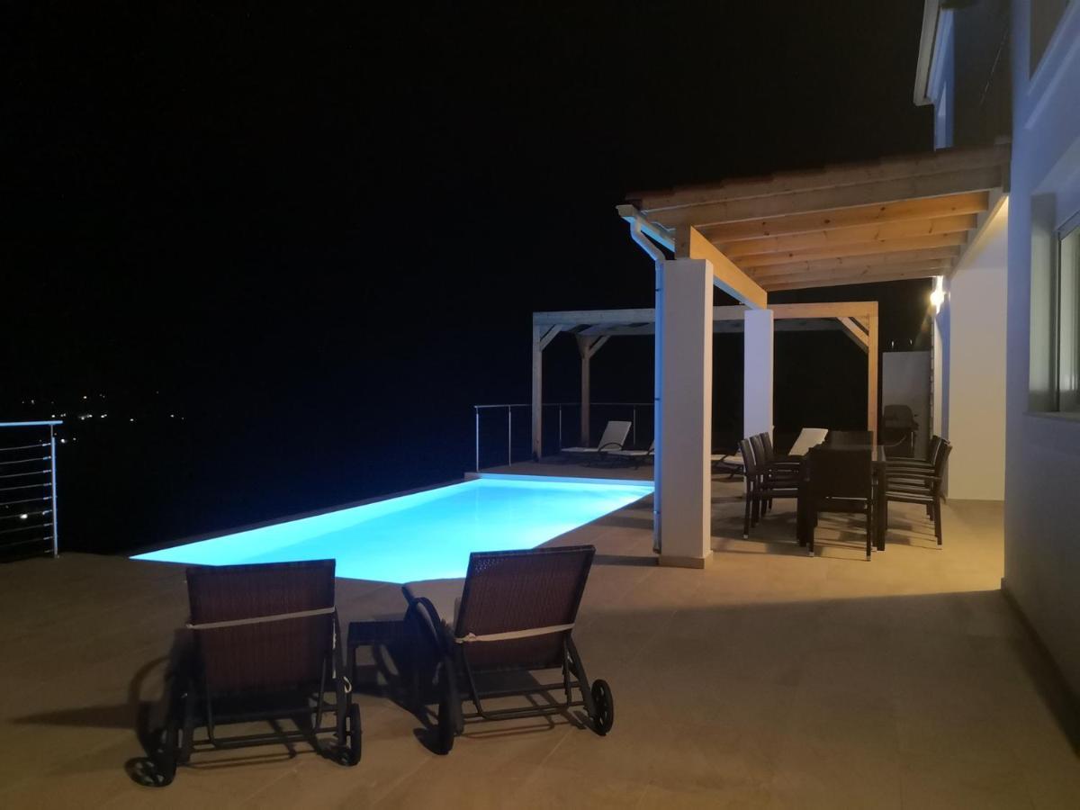 Sunset Sea View Villa 5 Арилас Екстериор снимка