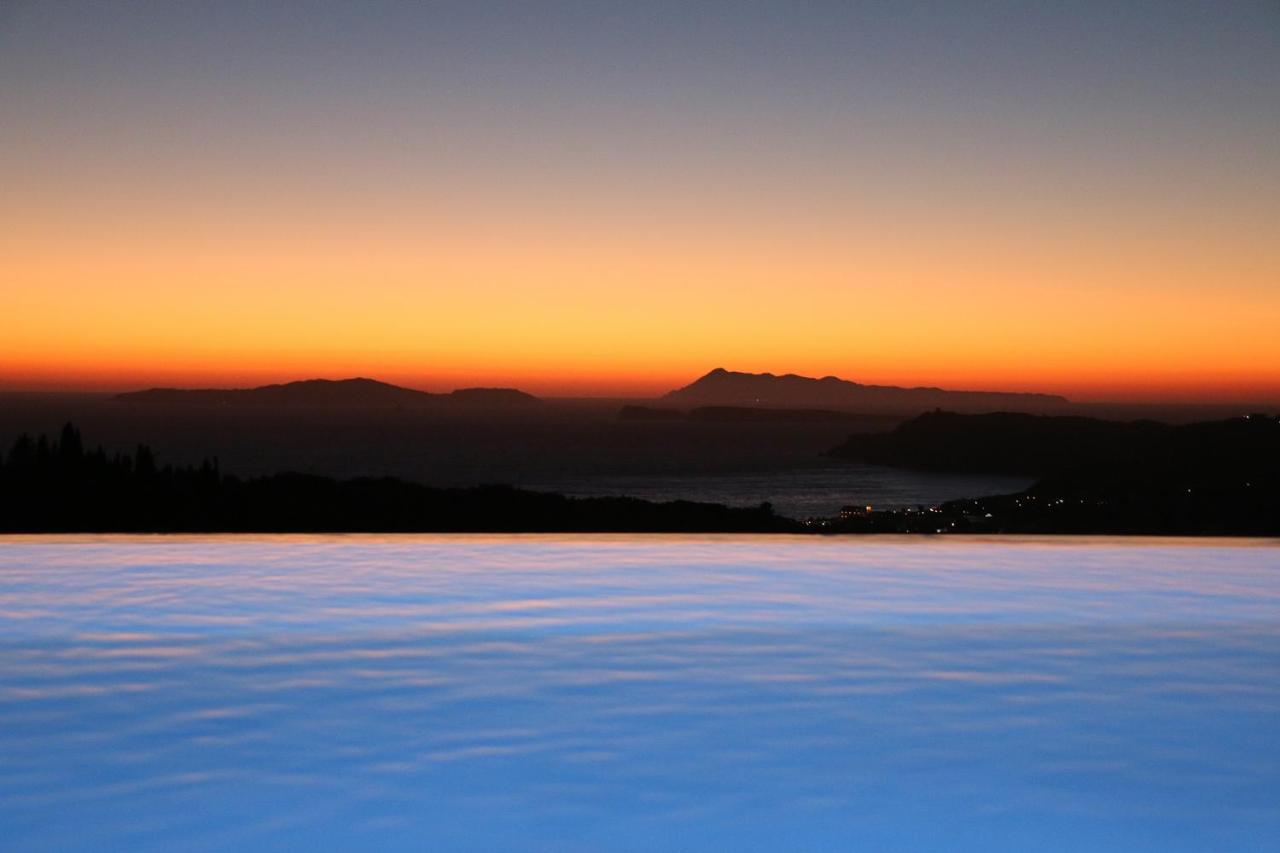 Sunset Sea View Villa 5 Арилас Екстериор снимка